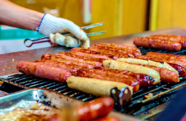 火腿肠、午餐肉里究竟有多少肉？国标告诉你真相